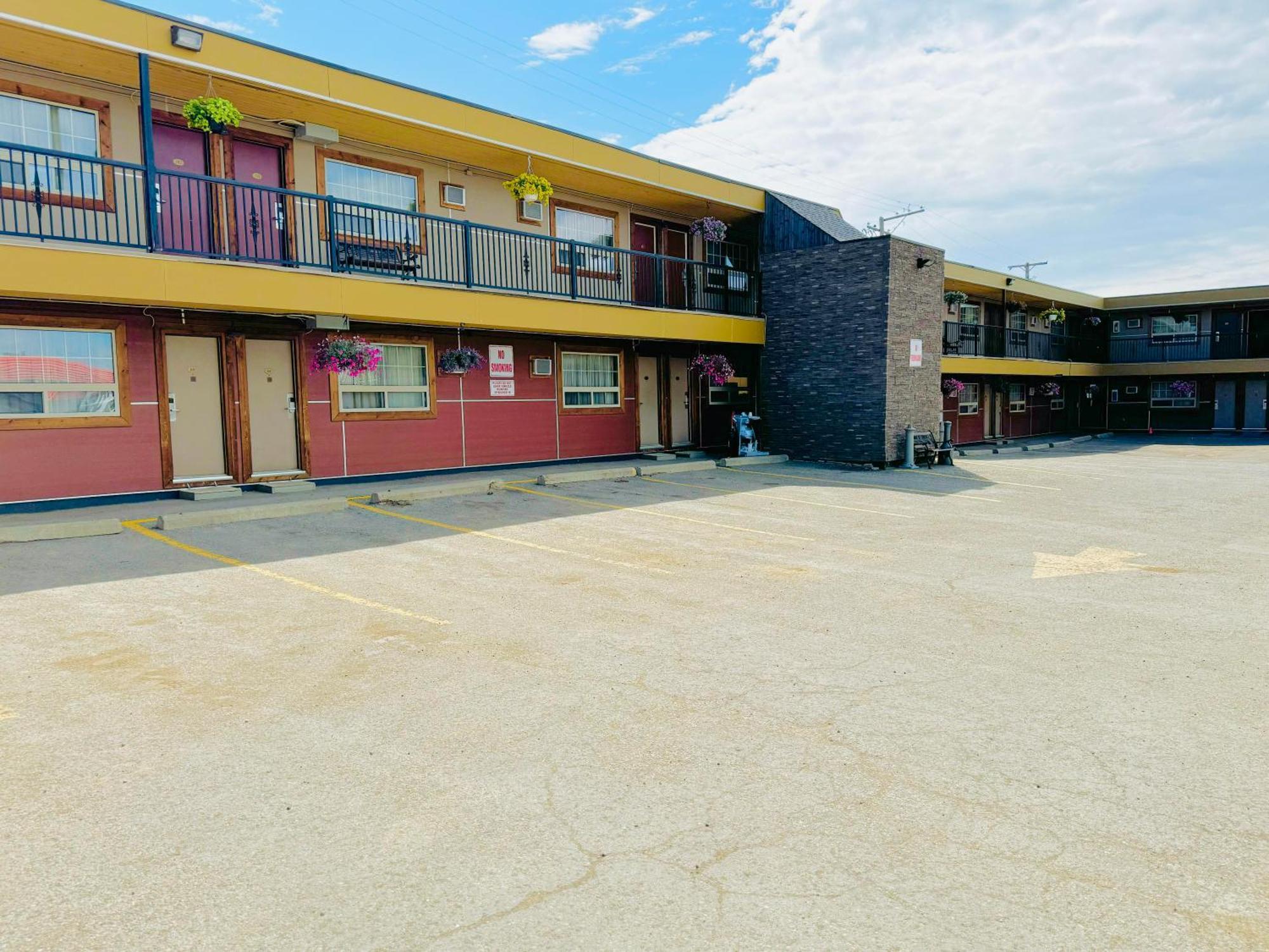 Travelodge By Wyndham Dawson Creek Dış mekan fotoğraf